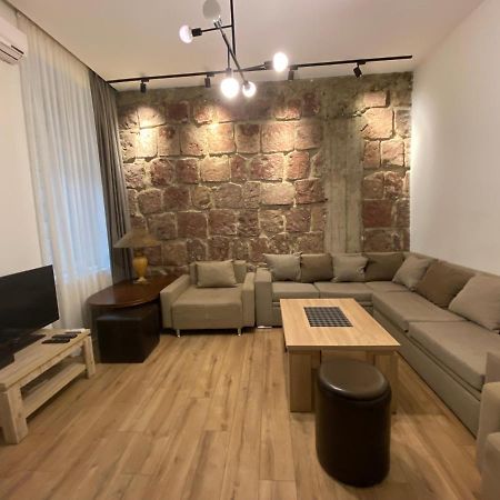 Nice Loft On Uznadze Street ティビリシ エクステリア 写真